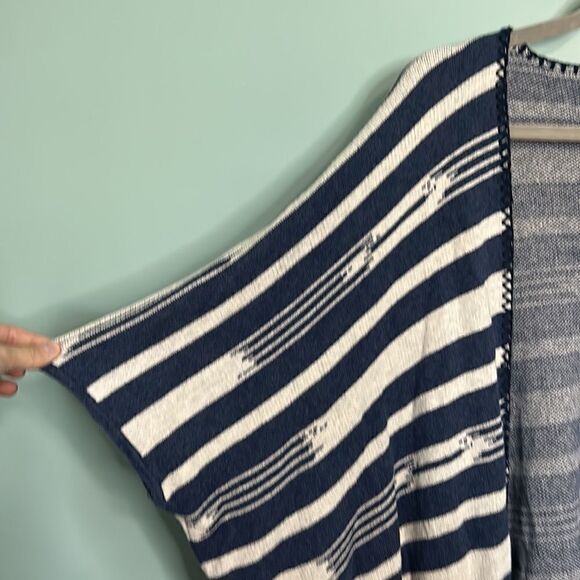 Marine Layer Capetown Wrap XS/S - Picture 3 of 8